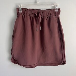 Lululemon On The Fly Skirt size 6